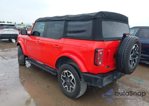 2022 Ford Bronco Outer Banks z USA, uszkodzony, nr VIN 1FMEE5BP1NLB39747